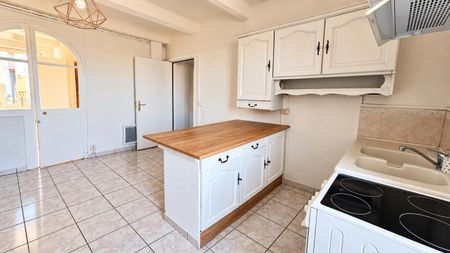 ALES - APPARTEMENT T2 - LOYER: 400 - Photo 2