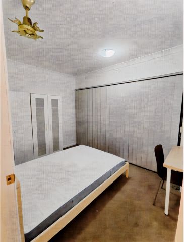 4 bed 3 bath-single room - Photo 2