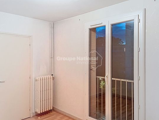 Appartement T3 avec balcon situé sur Bourg Saint Andéol, - Photo 1