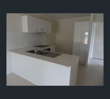 2/3 Nike Court, Wulkuraka, Qld 4305 - Photo 3