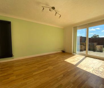4 bedroom House in Vandyke, Bracknell - Photo 1