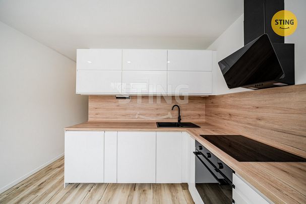 Pronájem bytu 3+1 78 m² - Photo 1