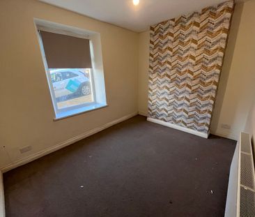 Ravenhill Road, Ravenhill, Swansea, SA5 5AW - Photo 5