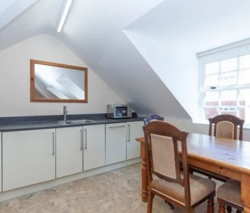 Margaret Road, Headington - Photo 5