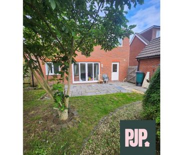 1 bedroom in a house share to rent - Photo 4