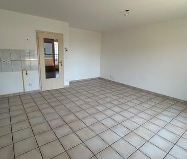 Location Appartement 3 pièces 59m² MULHOUSE 68100 - Photo 4