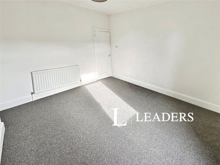 2 bedroom house to rent Buxton Street, ST1 - Photo 4