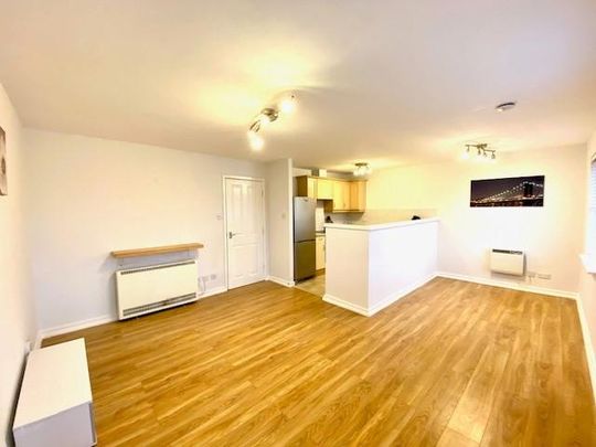 2 bedroom apartment to rent - Photo 1
