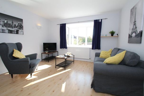 2 bedroom house to rent - Photo 1