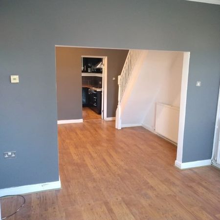 2 Bed Terraced House, Norway Street, M6 - Photo 4