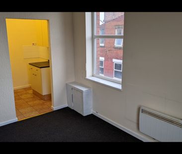 1 Bed Flat, Florence Road, CH44 - Photo 1