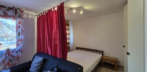 1.5 room studio on the 1st floor with outside parking space - Photo 2