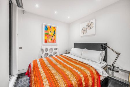 3 bedroom mews to rent - Photo 4