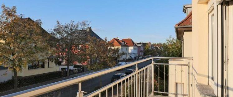 (EF1209_M) Magdeburg: Cracau, möblierte Wohnung mit Balkon in einem freistehenden Haus mit Garten - Photo 1