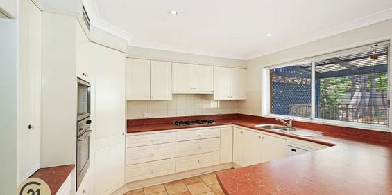 Spacious Family Living with Exceptional Comfort and Lifestyle - Photo 3