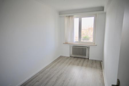 lumineux appartement 2 chambres entièrement rafraîchi à 1853 Grimbergen  Loyer: 1 000 € - Photo 2