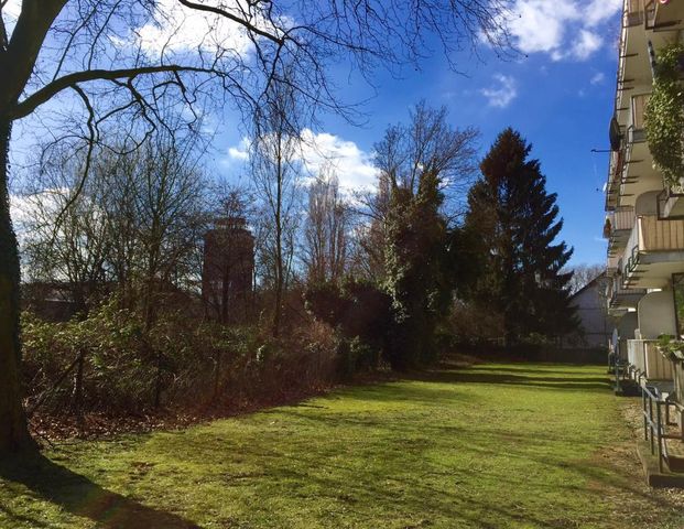 Gemütliche 2-Zimmer-Etagenwohnung in Duisburg - Photo 1