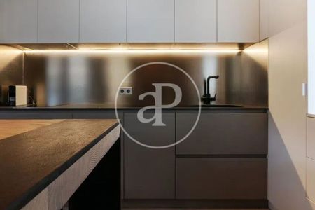 1 bedroom luxury penthouse for rent in Valencia - Photo 4