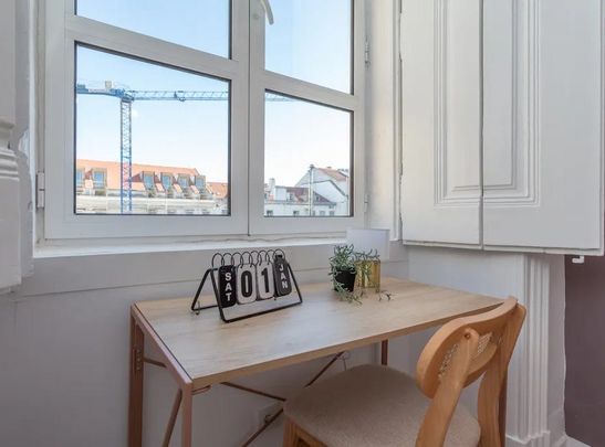 Largo Vitorino Damásio, Lisbon, Lisbon 1200-872 - Photo 1