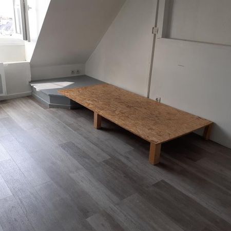 Location Appartement 1 pièce 10m² - Photo 4