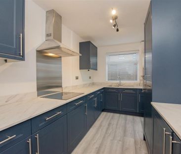 2 bedroom terraced house to rent - Photo 4