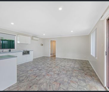 Spacious 1 bedroom Granny Flat - Photo 6