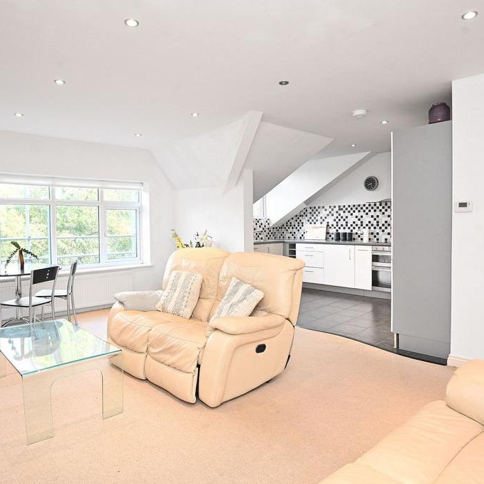 2 bedroom flat to rent - Photo 1
