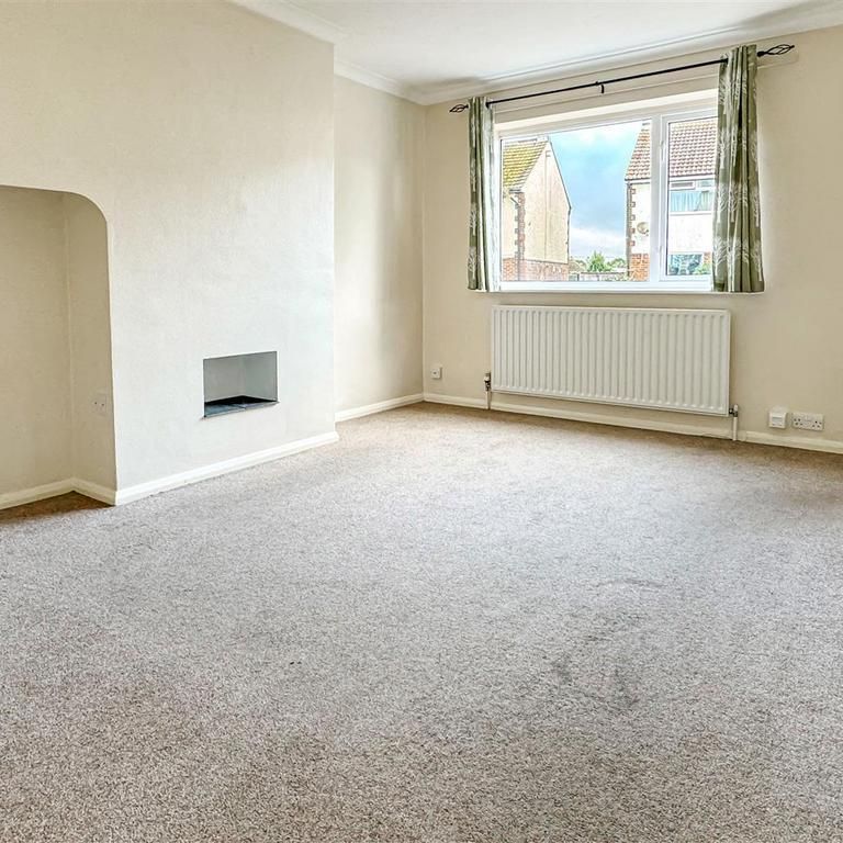 2 bedroom end of terrace house to rent - Photo 1