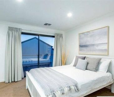 Lawson Modern Living - Photo 6