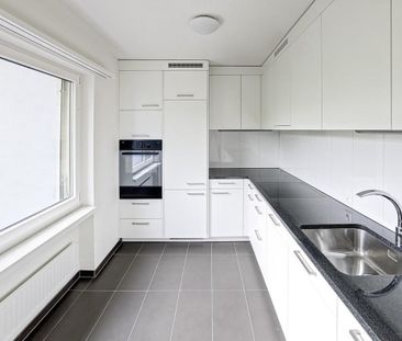 Schöne 3.5 Zimmer-Wohnung in Weitzkon - Photo 3