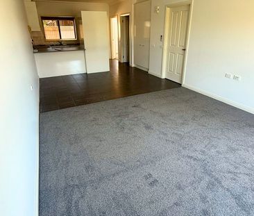 Over 55's Living: Charming 2-Bedroom Villa - Photo 1