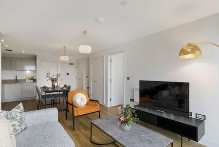 2 bedroom apartment - Photo 2