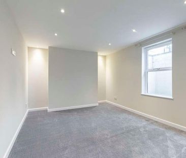 Kings Road, Cheltenham, GL52 - Photo 5