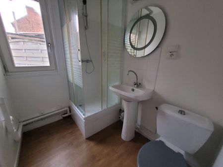 Location Appartement 1 pièce 25m² VALENCIENNES 59300 - Photo 3