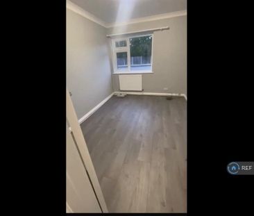 2 bedroom maisonette to rent - Photo 4