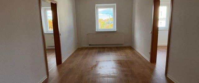 Erstbezug! Renovierte 4 Raum Wohnung in Rochsburg - Foto 1