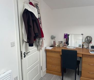 Room in a Shared Flat, Oakfield Road, E17 - Photo 4