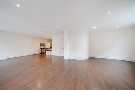 3 bedroom property to rent - Photo 4