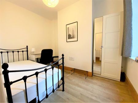 3 bedroom terraced house to rent - Photo 5