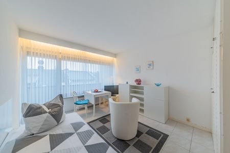 City-Residence: Möbliertes 1-Zi.-Apartment mit Balkon in zentraler Lage von Offenbach - Photo 2