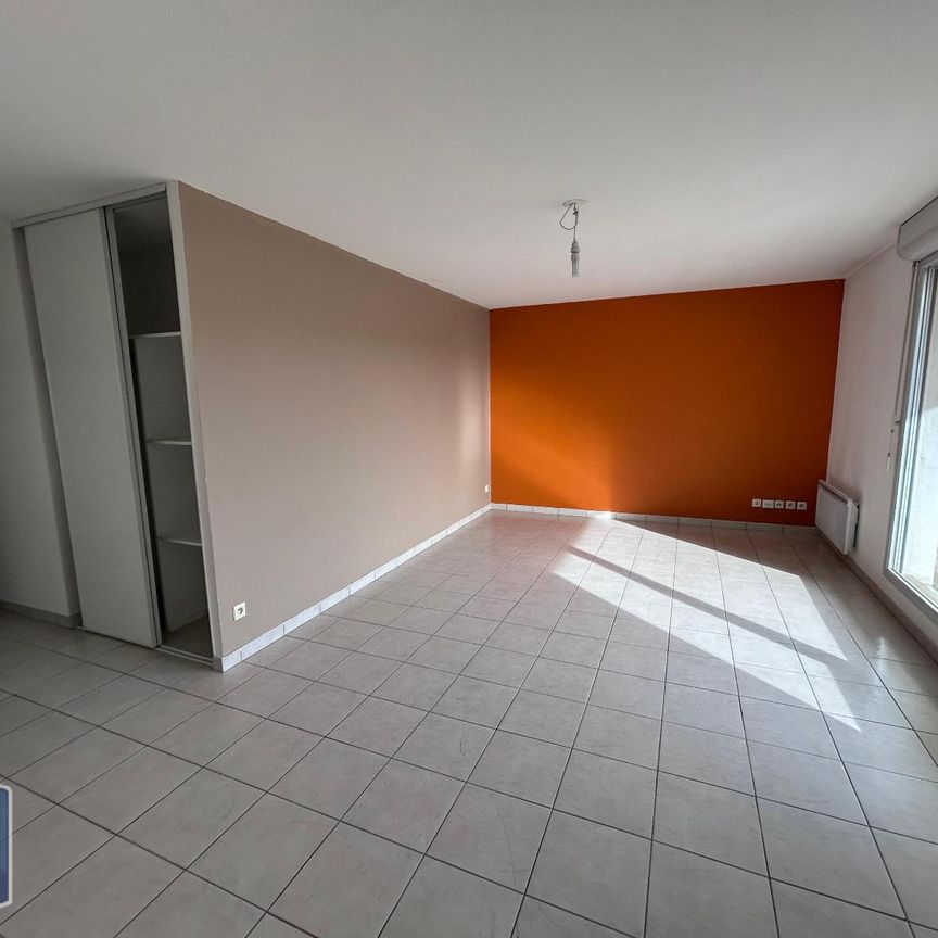 Location Appartement 3 pièces 76m² BOURG DE PEAGE 26300 - Photo 1