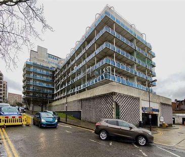Lyon Road, Harrow, HA1 - Photo 1