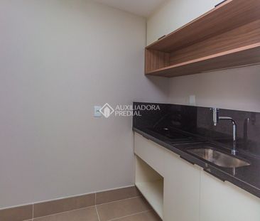 Apartamento com 1 quarto e 43m² para alugar em Auxiliadora, Porto A... - Foto 6