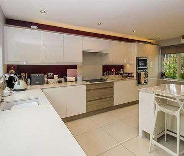 Lodge Farm Gardens, Altofts, WF6 - Photo 5