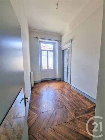 Location Appartement 3 pièces 92m² GAILLAC 81600 - Photo 3