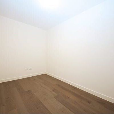 Hurstville - Photo 1