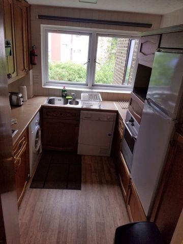 Room in a Shared Flat, Shannon Court, CR0 - Photo 4