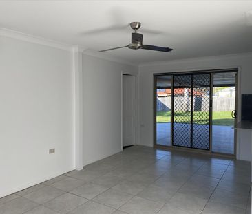 Neat And Tidy Large Family Home - Photo 1