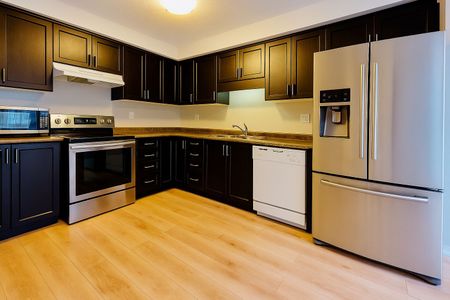 For Lease - 6 Upper Mercer Street Unit# B6, Kitchener, Ontario - Photo 5