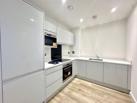 1 bedroom flat to rent - Photo 2